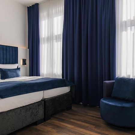 Homaris East Side Hotell Berlin Exteriör bild