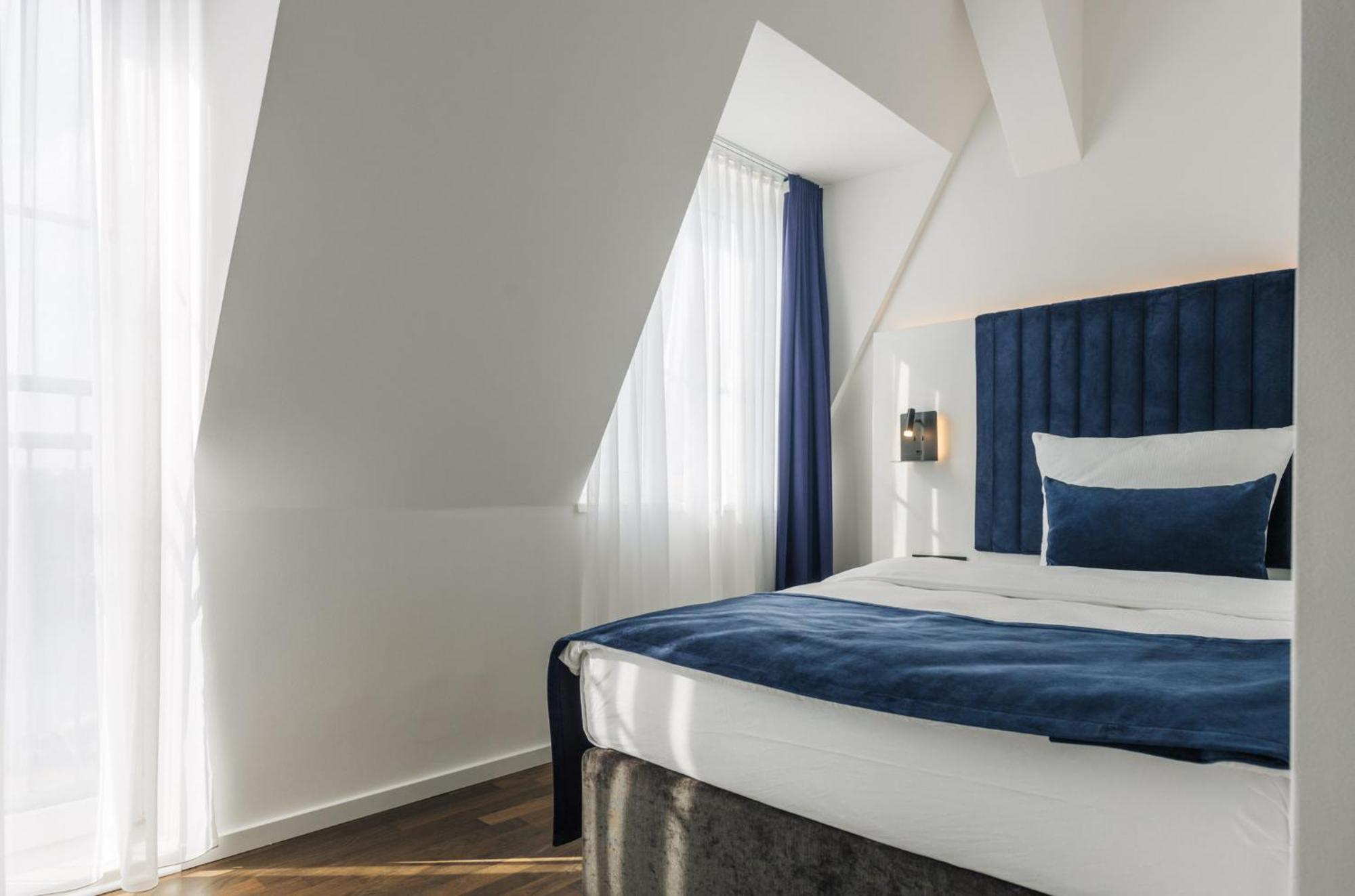 Homaris East Side Hotell Berlin Exteriör bild