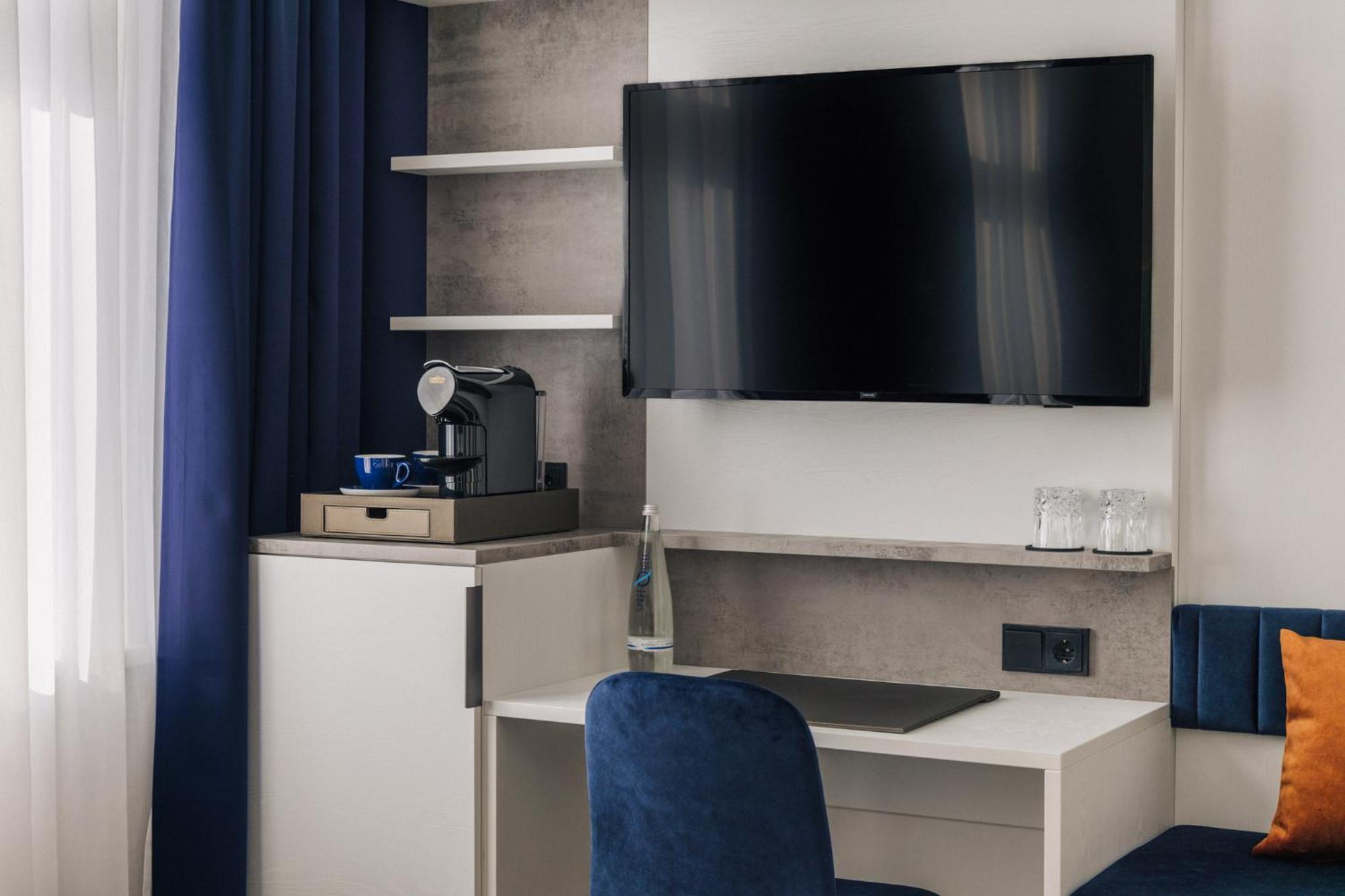 Homaris East Side Hotell Berlin Exteriör bild