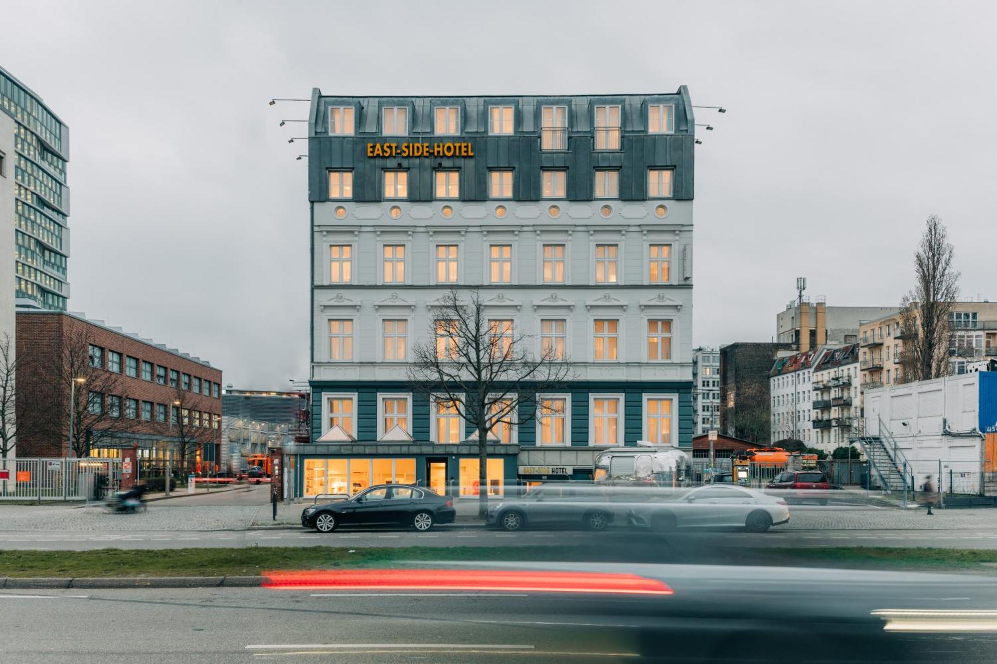 Homaris East Side Hotell Berlin Exteriör bild