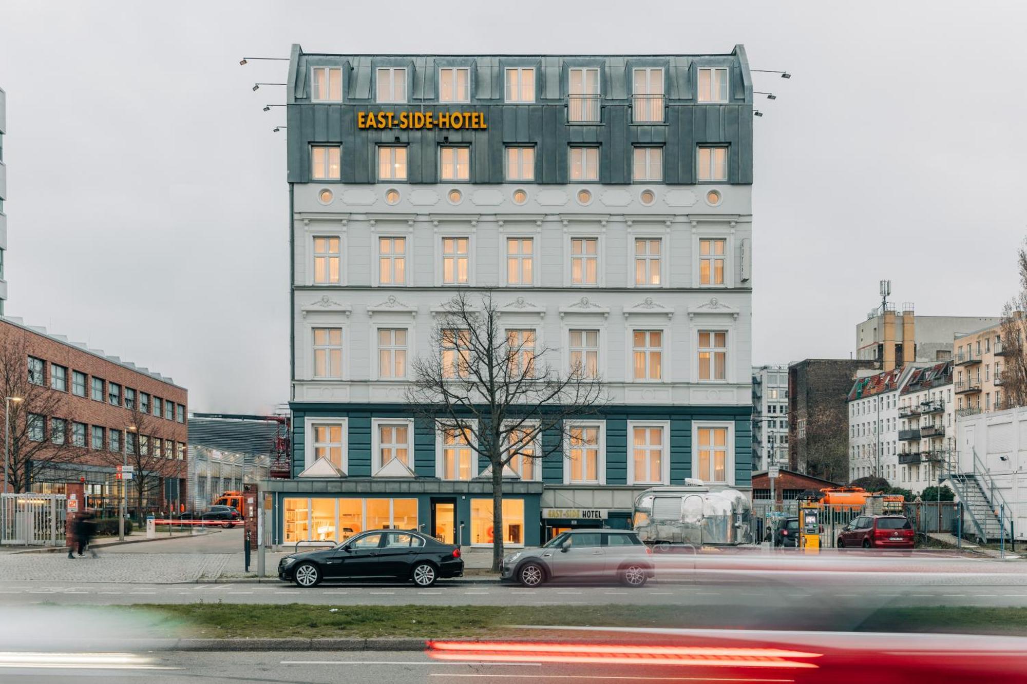 Homaris East Side Hotell Berlin Exteriör bild